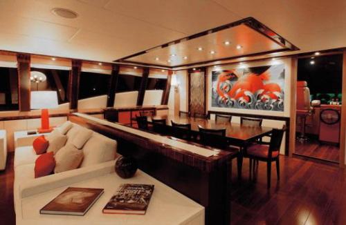 Yacht géant - Intérieur Luxueux