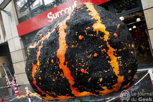 Surcouf / Une météorite s'écrase à Paris