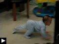 Videos: bébé plus rapide rieur coup tetine