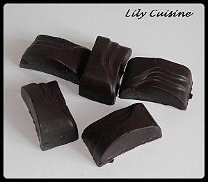 Chocolat noir aux dattes