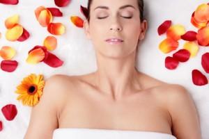 Wellness Entspannung Kosmetik Massage Frau Schönheit
