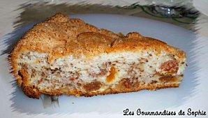 Gâteau croustimoelleux aux noix et aux raisins