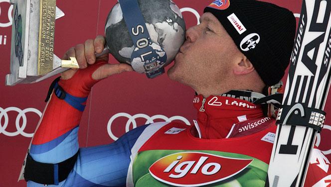 Ski Alpin ... Coupe du Monde 2009/2010 ... Cuche et Poutiainen ouvrent la voix