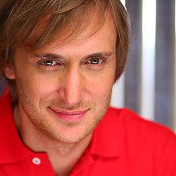 David Guetta monte en troisième position du Top 100 des meilleurs DJ du monde