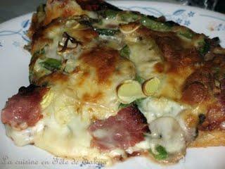 Pizza au boeuf fumé ( Smoked Meat ) et au poireau