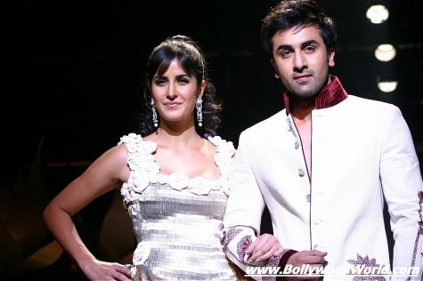 Katrina Kaif and Ranbir Kapoor on ramp 004 475x316 Katrina Kaif and Ranbir Kapoor on ramp 004