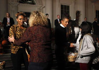 Obama reçoit des enfants pour Halloween