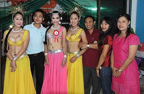 Fête de “Loy Krathong” Le spectacle de Nong Sam Rong