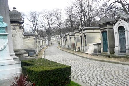 L450xH299_jpg_allee_lachaise-f3a98.jpg