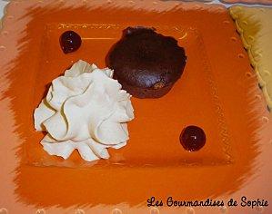 Mini moelleux au chocolat, chantilly au caramel au beurre salé