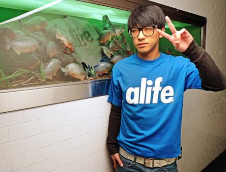 ALIFE - HOLIDAY 2009 - APPAREL COLLECTION