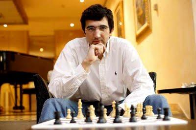 Le grand-maître d'échecs Vladimir Kramnik
