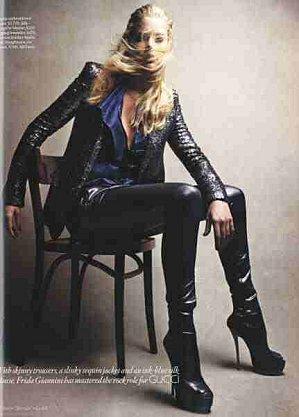 Douzten Kroes dans Vogue décembre