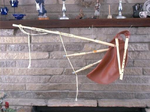 Un inventeur d' instruments de musique