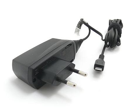 Téléphone - chargeur universel micro-USB