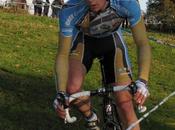 Cyclo cross Pierrick Valomet domine aînés Champagné