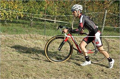 Cyclo cross de Bauné (49): Dechereux en costaud