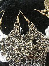 BO noir et doré; crochet