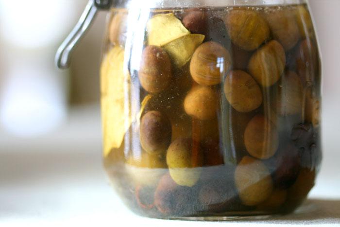 Kaffir lime olives au combava