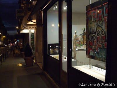 Jane's Corner View - Cell phone madness : night (3/3)