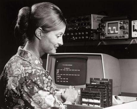 Beril Balkan signe pour le nouvel observateur un très bel article sur les hackers, pirates et autres cyberpunks ... cette résistance du web qui façonnent les libertés de l'espace numérique