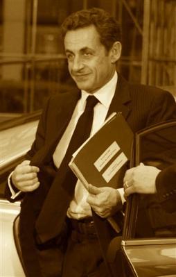 133ème semaine de Sarkofrance : Sarkozy, un boulet à l’Elysée