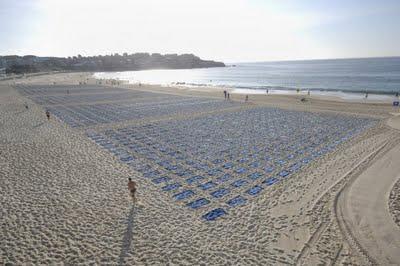 La réalité parle mieux que les chiffres: Beach stunt contre le cancer