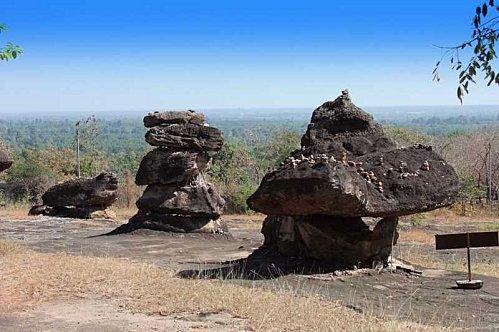 13 novembre : Balade au Wat Phu Phra Bat Bua Bok