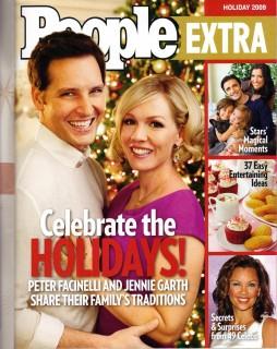 Peter Facinelli dans People Extra Holiday