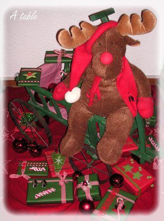 Encore des cadeaux.... cadeau_vert_rouge_005_modifi__1__2_