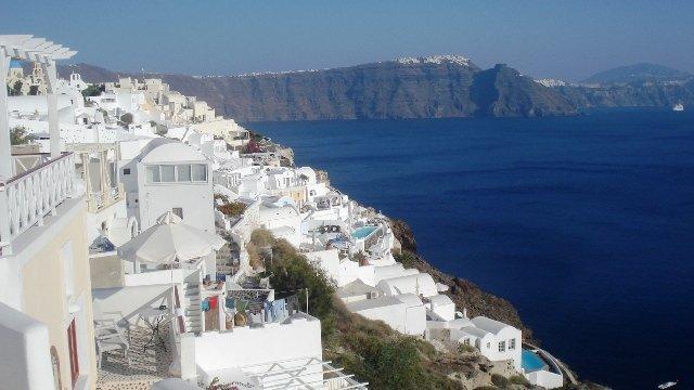 Santorin, un archipel  et une île