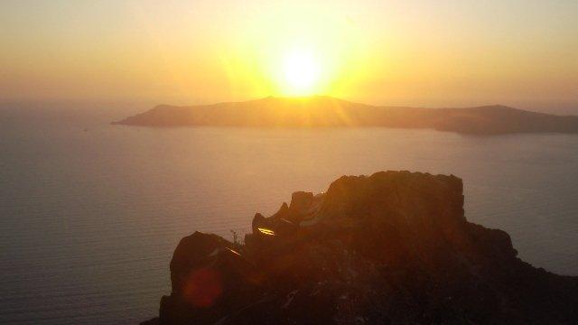 Santorin, un archipel  et une île