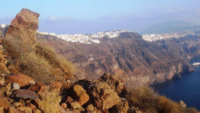 Santorin, un archipel  et une île
