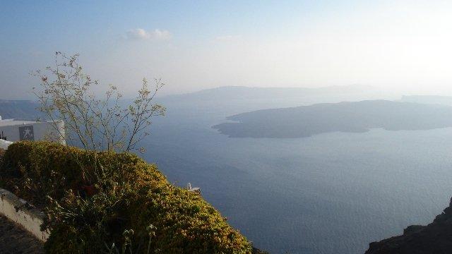 Santorin, un archipel  et une île