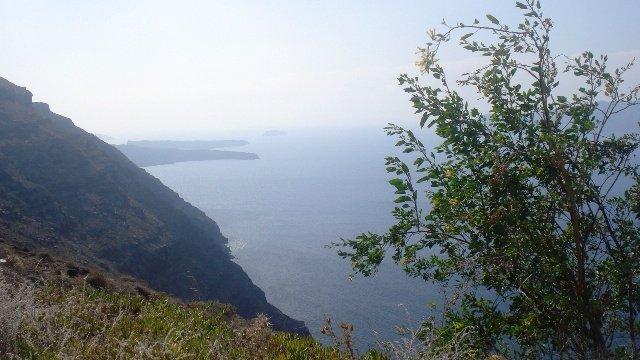 Santorin, un archipel  et une île