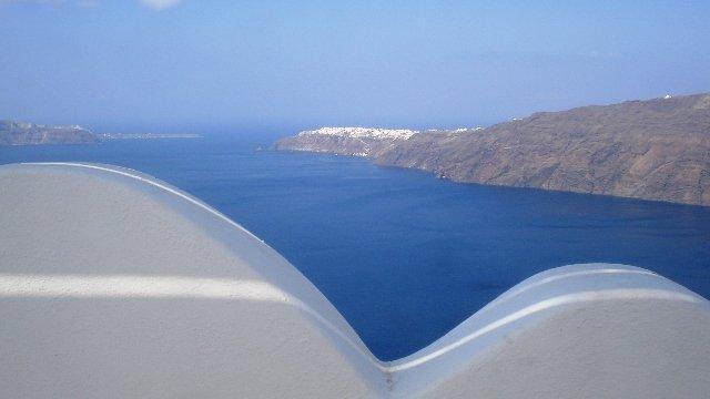Santorin, un archipel  et une île