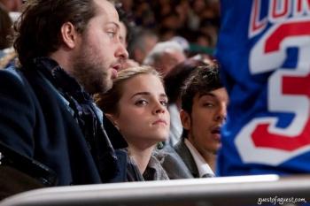 Rafael Cabrian et Emma Watson enflamment la presse