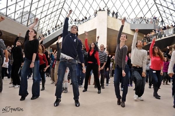 FlashMob pour l'Opération 24jours pour 24 Enfants.