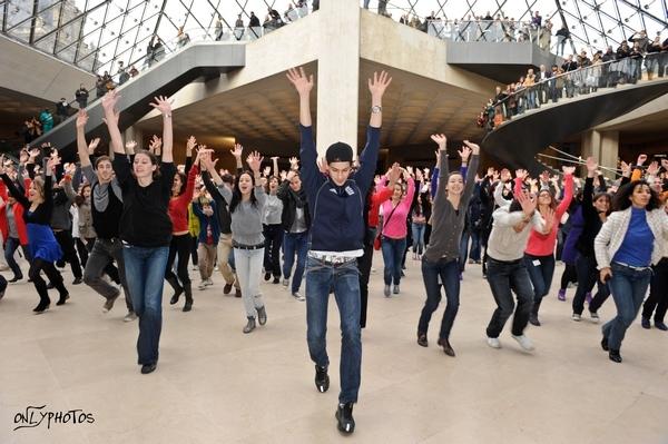 FlashMob pour l'Opération 24jours pour 24 Enfants.