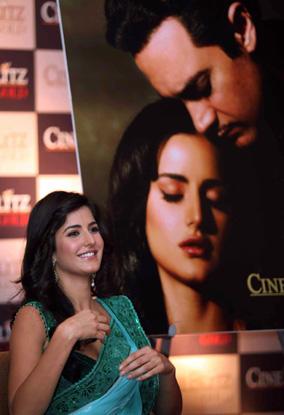 Katrina Kaif & Aamir Khan dans une version rétro du magazine CineBlitz