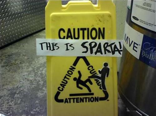 photo humour insolite panneau sol glissant this is sparta