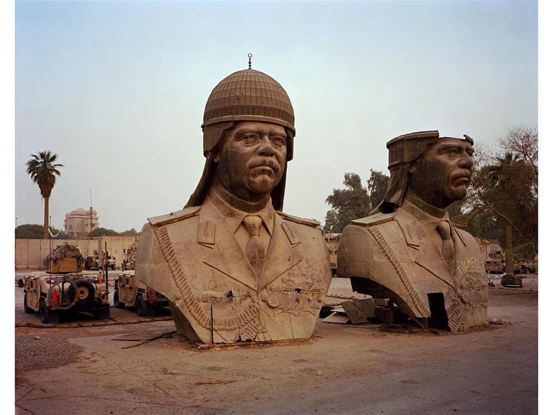 Quelques photos de Richard Mosse sur les ex-palais de Saddam (et autres)