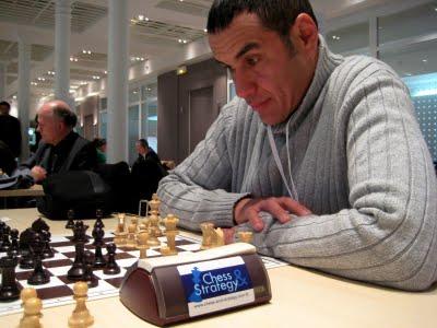 Concentration maximale au Téléthon © Chess & Strategy