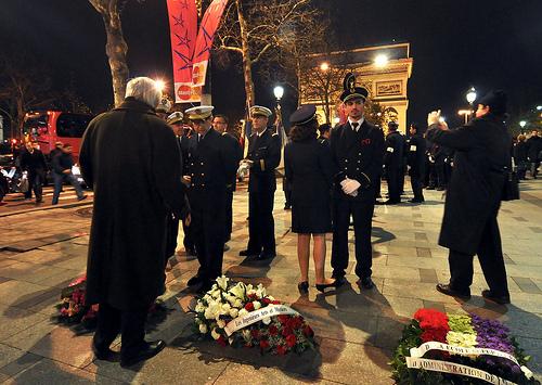 le ravivage de la flamme – le 4 décembre 2009