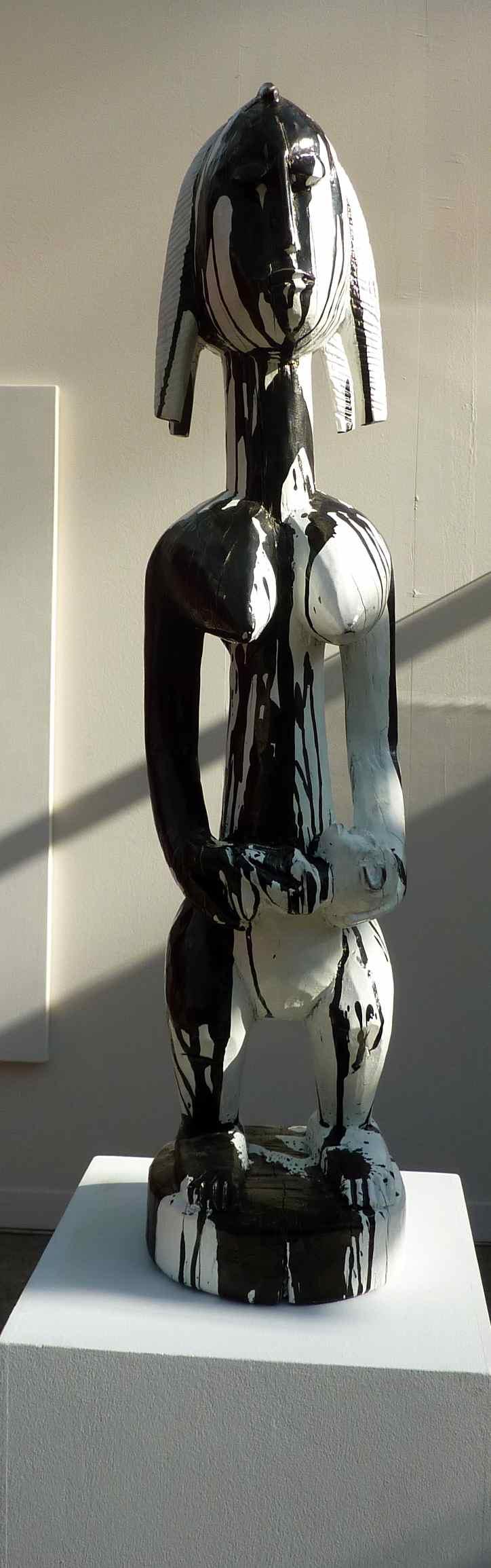 Statue Kendell Geers