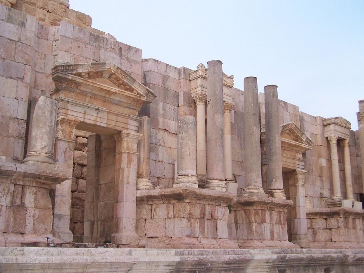 JORDANIE 2 : JERASH ET AUTRES SITES.