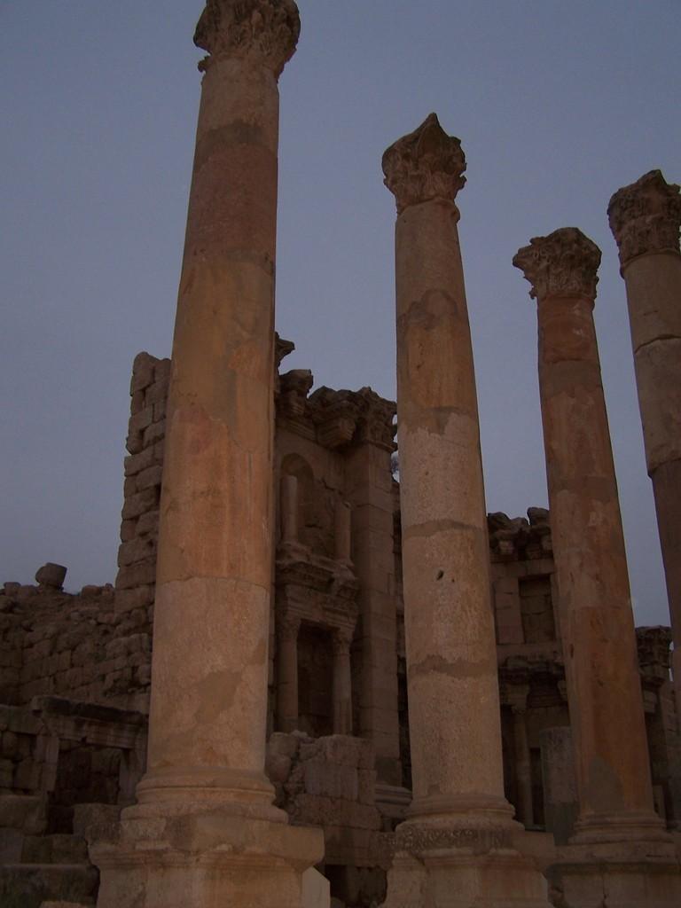 JORDANIE 2 : JERASH ET AUTRES SITES.
