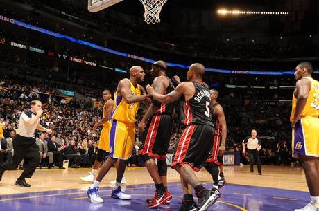 Heat 107 @ Lakers 108 (04.12.2009)