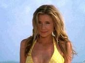 Sarah Chalke bikini Elliote Reid sexy