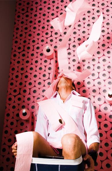 Papier peint Koziel et ses broches en acier